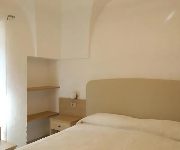 Casa Ziago オストゥーニ